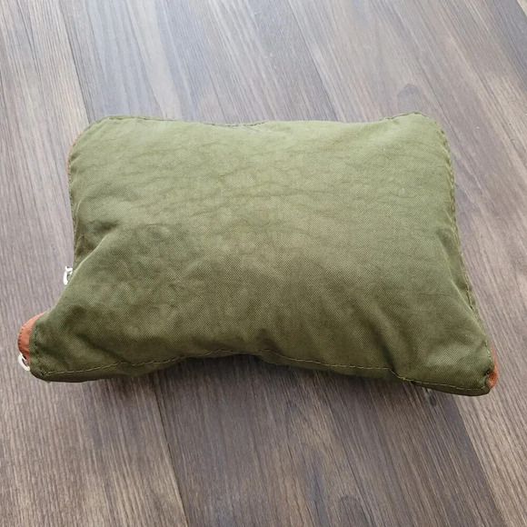 Most Wanted Women's Tote Shopping Bag Size Medium Green Solid Logo Zipper Pocket - Picture 5 of 8